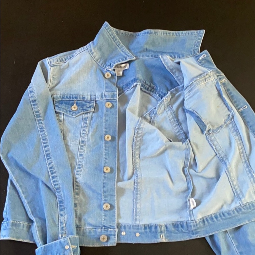 COPY - DENIM JEAN JACKET • MEDIUM • GREAT CONDITI…